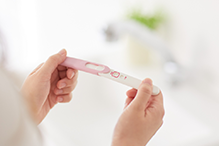 Фертильность под угрозой: как сохранить репродуктивное здоровье у молодых пациенток 